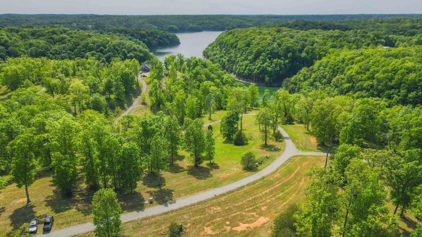Talk about a rare opportunity!! Stunning lake views with a - photo 8
