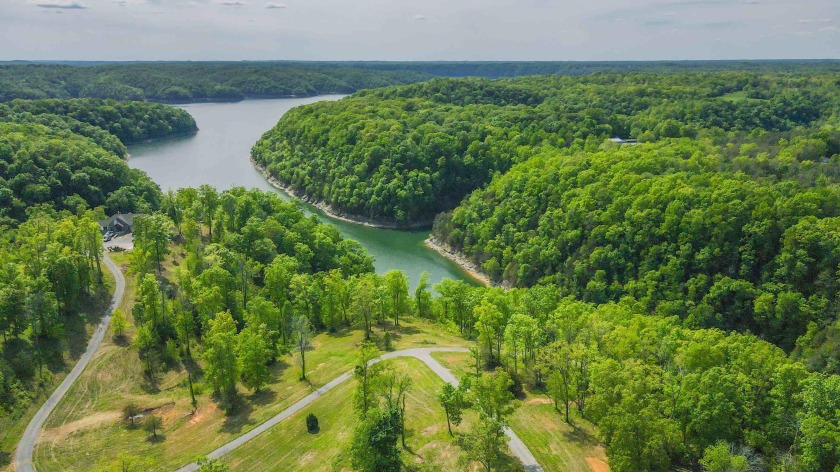 Talk about a rare opportunity!! Stunning lake views with a - photo 9