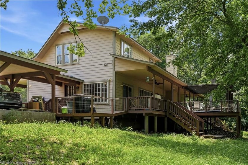 Only a few miles to Burnt Cabin Marina! Beautiful home secluded - photo 41