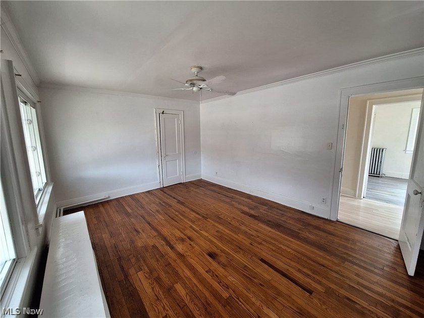 This updated single family colonial home features 3 bedrooms,1 - photo 9