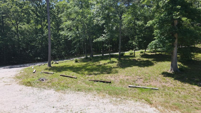 129 Ft of Lake Hamilton Waterfront | Build-Ready .75-Acre Lot | - photo 11
