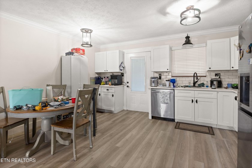 This property is great for a variety of uses. Investors - photo 14