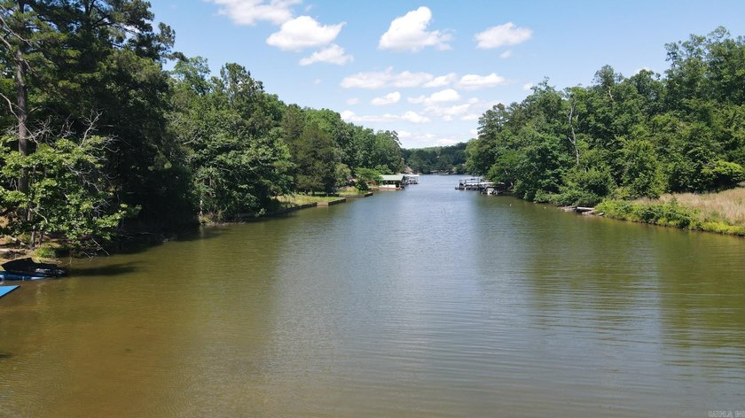 129 Ft of Lake Hamilton Waterfront | Build-Ready .75-Acre Lot | - photo 20