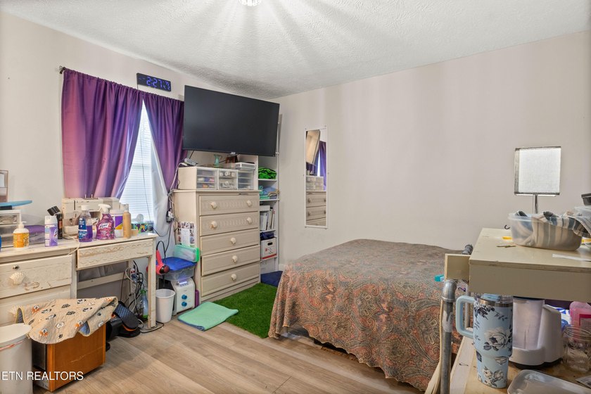 This property is great for a variety of uses. Investors - photo 23
