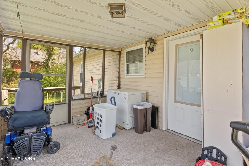 This property is great for a variety of uses. Investors - photo 27