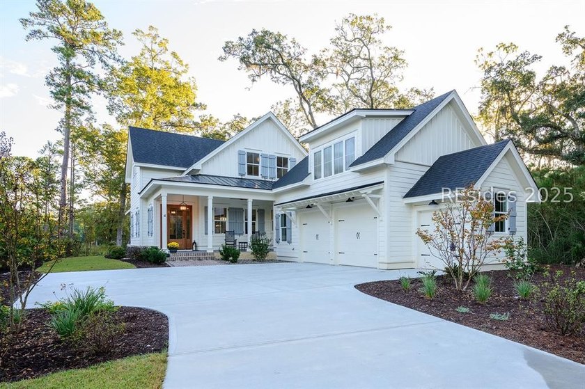 No need to wait to build your dream home. Move right into this - photo 2