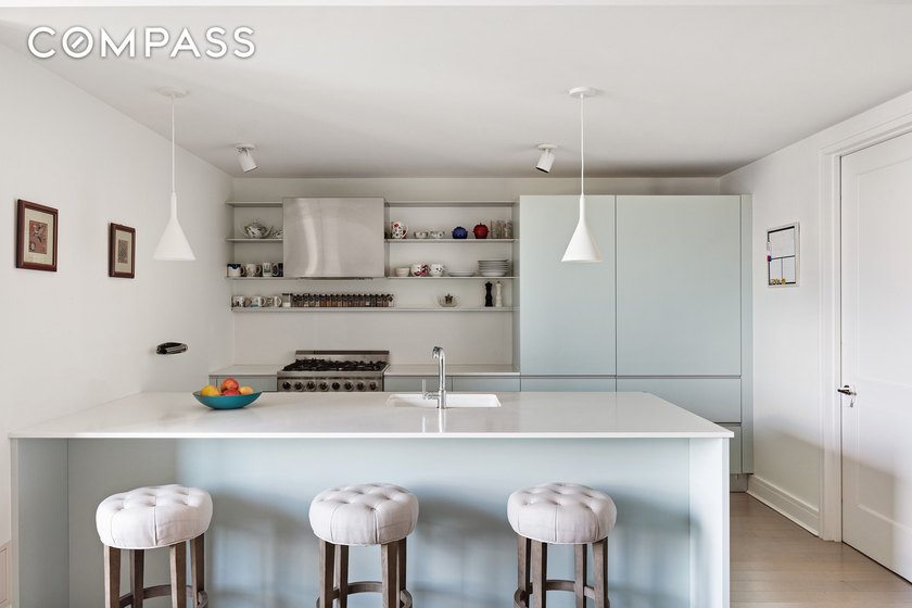 Introducing a rare prime corner home, Residence 809 offers three - photo 3