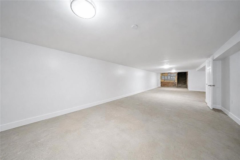 Welcome to 645 Rogers Avenue, Brooklyn, NY - a solid brick - photo 2