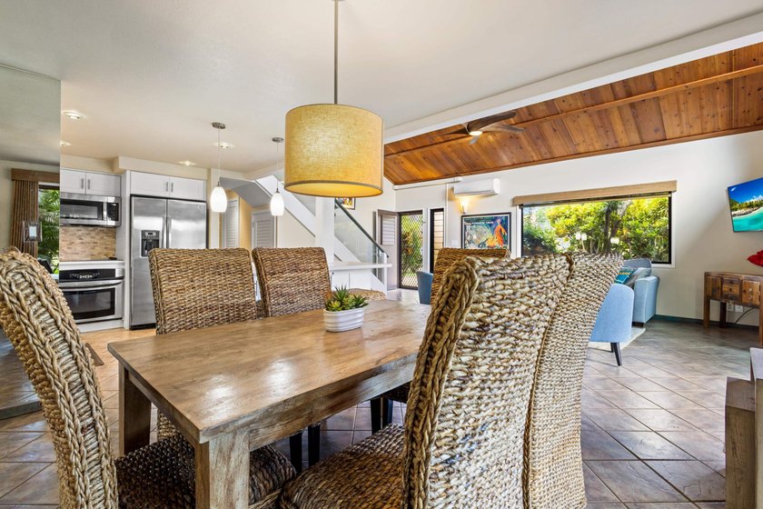 Discover the perfect blend of space, comfort, and island living - photo 30