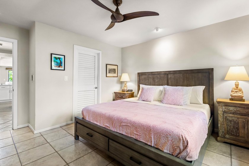 Discover the perfect blend of space, comfort, and island living - photo 34