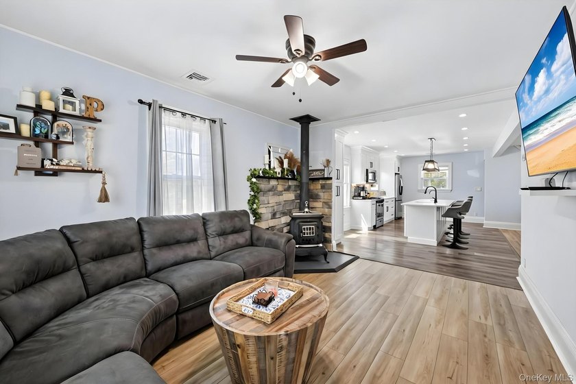 Your Dream home awaits, Open concept 3 bedroom home that has - photo 3
