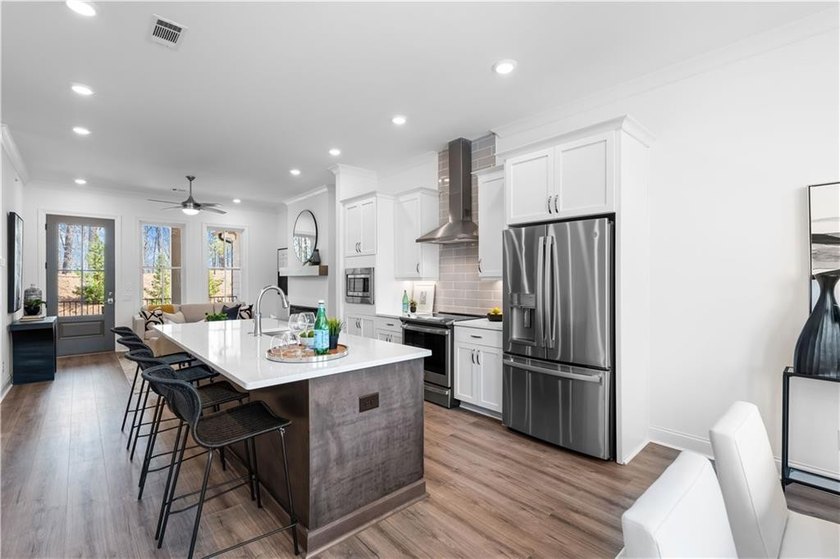 HOME OF THE MONTH!! Last CASCADE floor plan in the entire - photo 8
