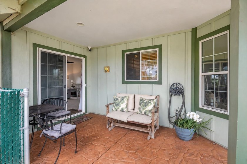 Originally constructed as the neighborhood developer's custom - photo 15