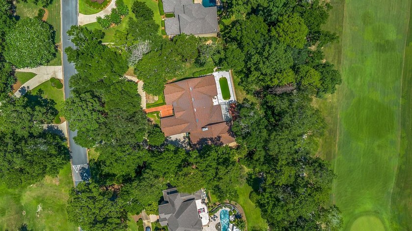 Bankruptcy and Short Sale. Additional Buyer Premium to the - photo 2