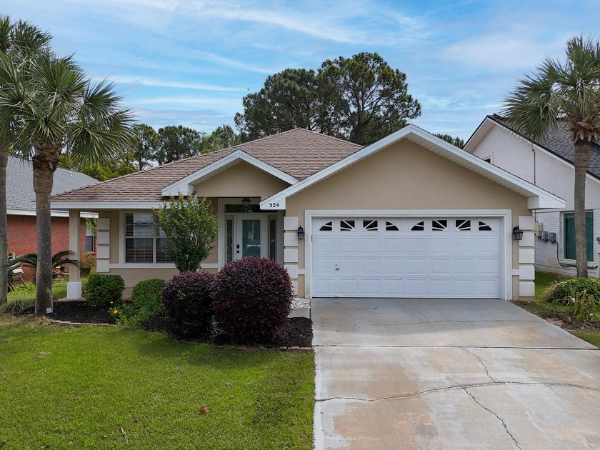 Welcome home! Located in the gated community of Emerald Lakes in - photo 33