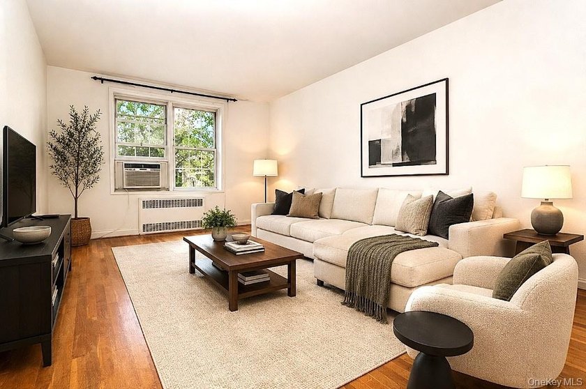 Great opportunity to own a two-bedroom co-op in sought-after - photo 5