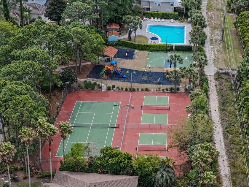 Welcome home! Located in the gated community of Emerald Lakes in - photo 41