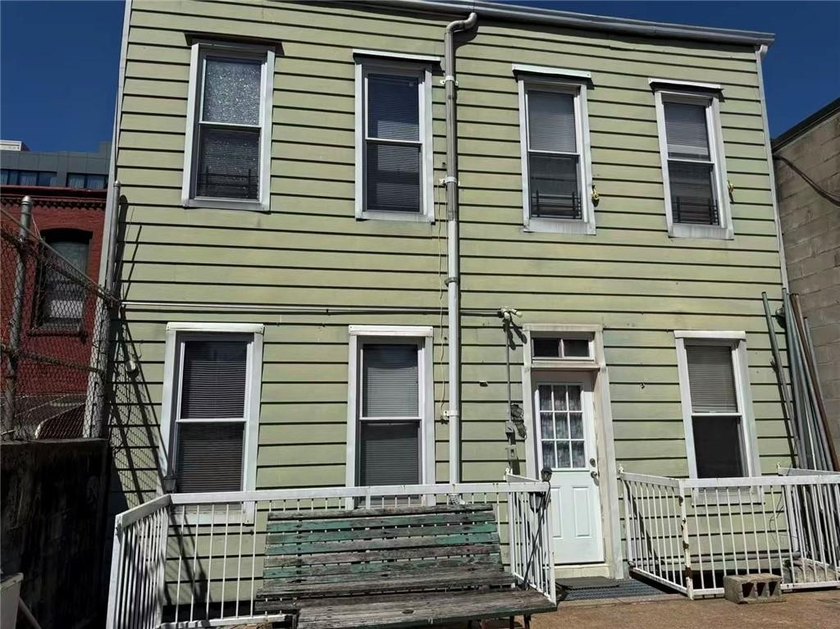 Great Opportunity to own this 4 Family House in the Heart of - photo 2