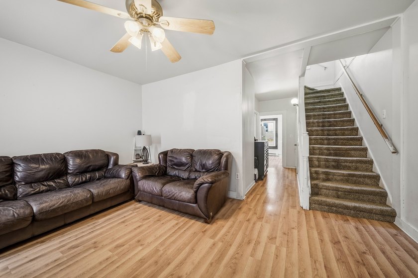 Affordable opportunity in a convenient Chippewa Falls location! - photo 9