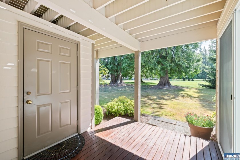 Welcome to this beautiful 2-bedroom + den, 2-bath condo in the - photo 36