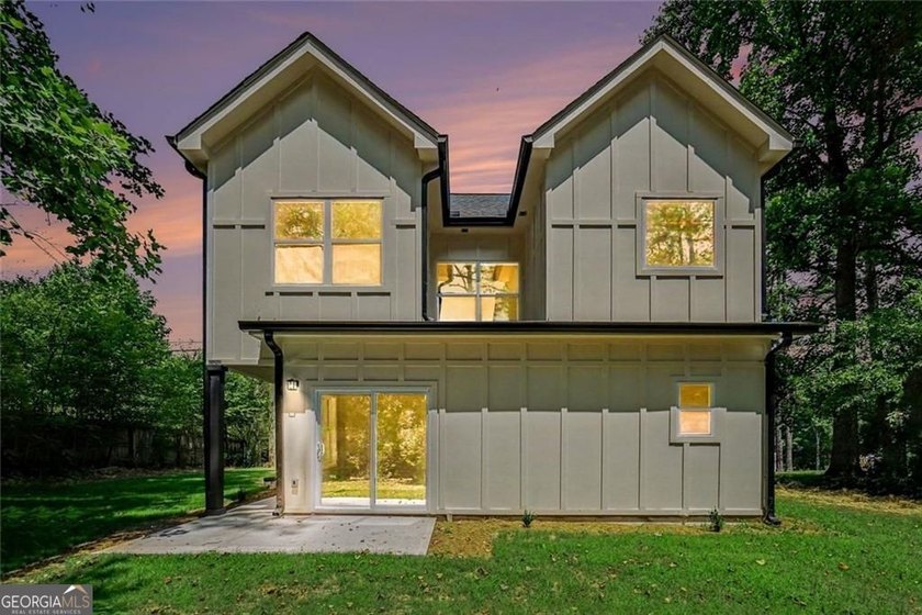 Brand new construction in great lake front development, Crystal - photo 6