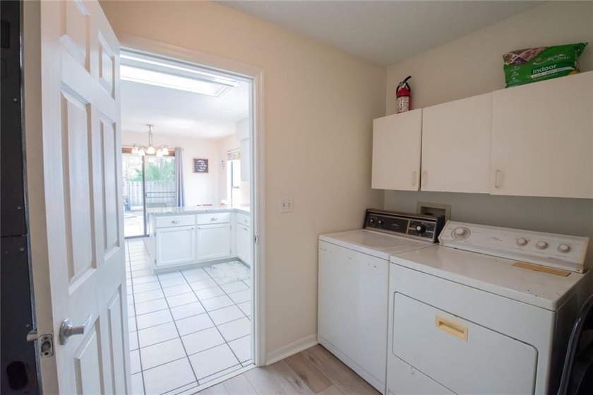 Inviting 3-Bedroom Home in Sugarmill Plantation! Welcome to 301 - photo 13