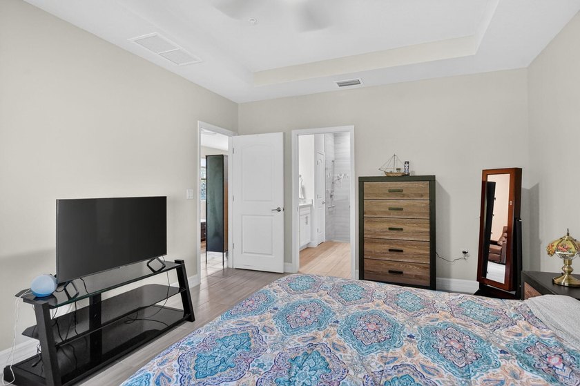 Best unit in Boca Flores! This beautifully upgraded 2-bedroom - photo 20
