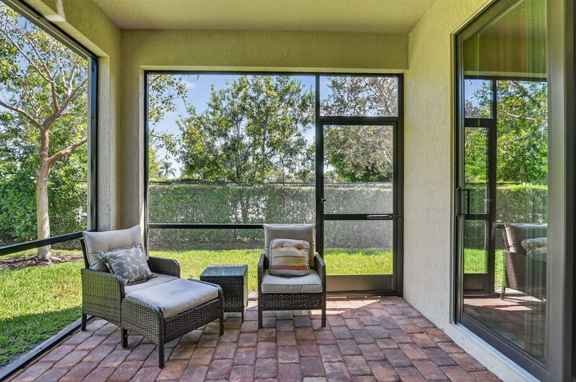 Best unit in Boca Flores! This beautifully upgraded 2-bedroom - photo 33