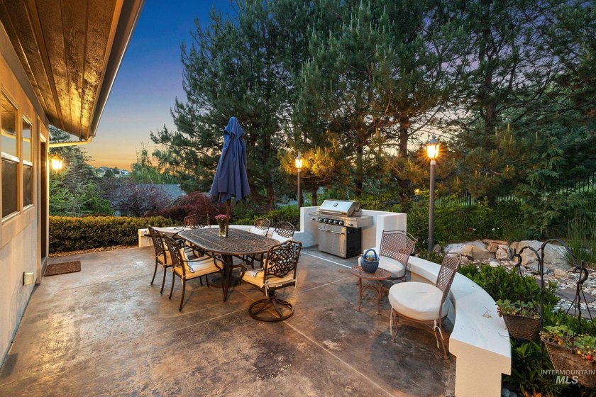 Perched in a private cul-de-sac in the coveted foothills of - photo 38