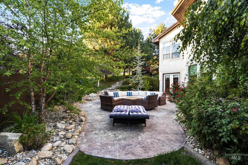 Perched in a private cul-de-sac in the coveted foothills of - photo 39