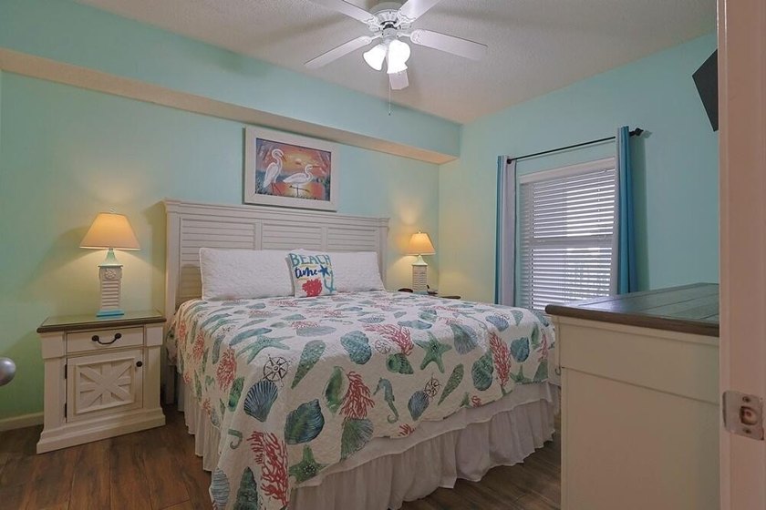 SHOWINGS AVAILABLE THIS WEEKEND! Wake up to stunning Gulf views - photo 2