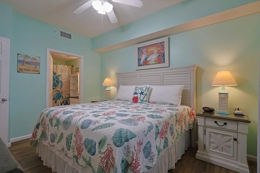 SHOWINGS AVAILABLE THIS WEEKEND! Wake up to stunning Gulf views - photo 4