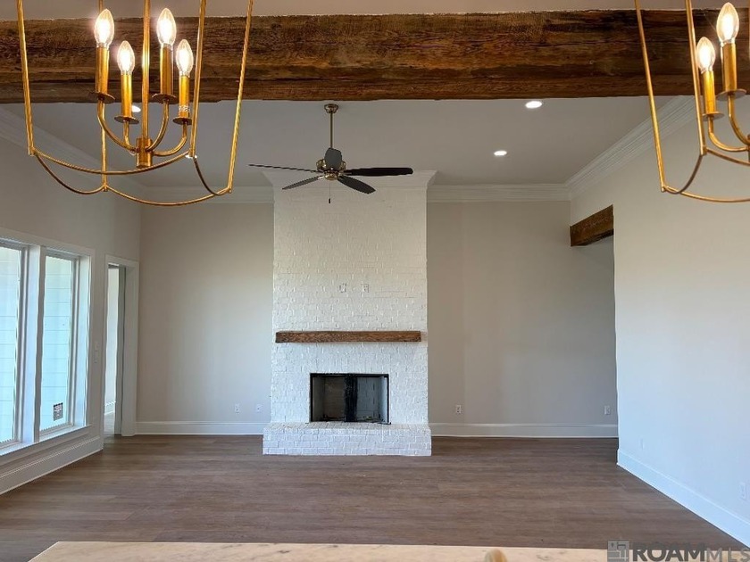 New construction. Welcome to your dream home, meticulously - photo 3