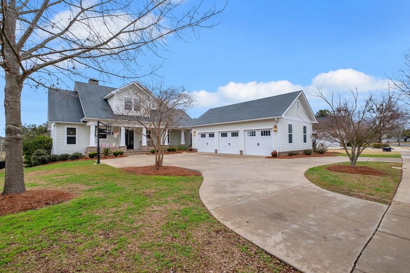 $2,500 Buyer closing cost credit for an accepted offer by July - photo 2