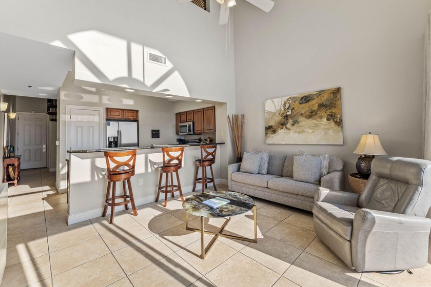 Private Rooftop! Experience breathtaking views of the Emerald - photo 20