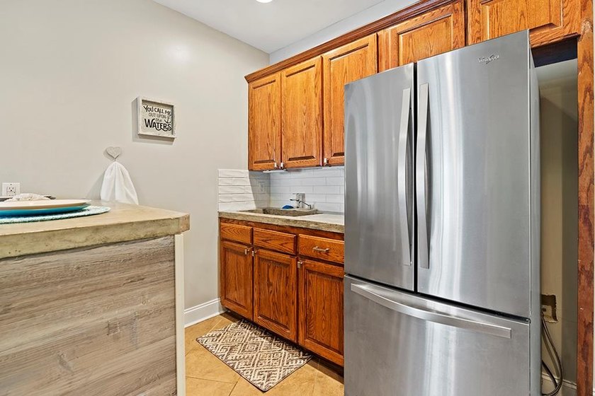 Finding a home on Lake Greenwood that offers both expansive big - photo 21