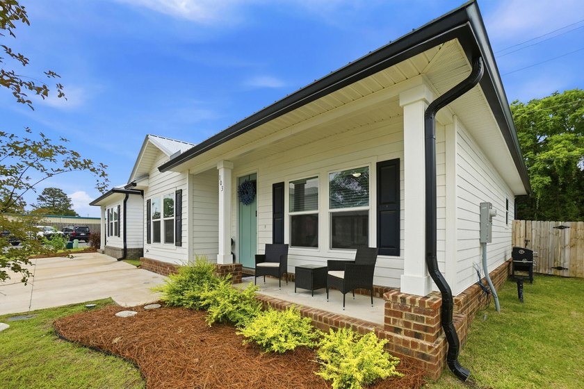 Low-maintenance living with exceptionally low monthly - photo 3
