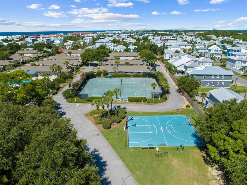 Private Rooftop! Experience breathtaking views of the Emerald - photo 36
