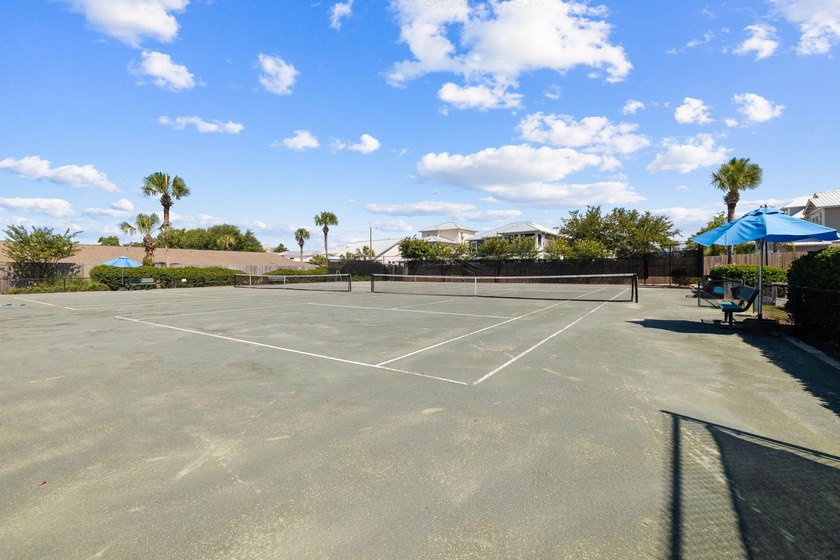 Private Rooftop! Experience breathtaking views of the Emerald - photo 38