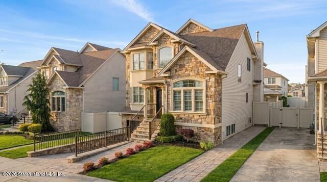 Welcome to 86 West Castor Place, a truly exceptional - photo 4