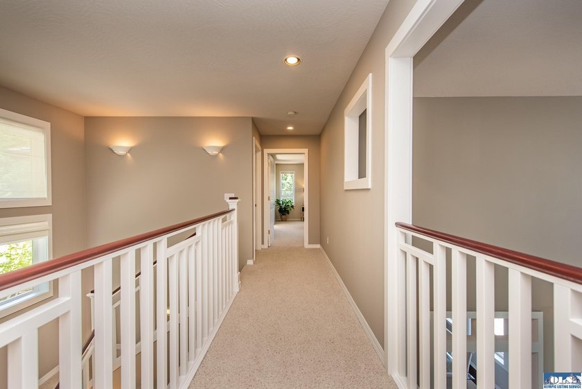 Architectural gem with stunning views of the Olympic Mountains - photo 49