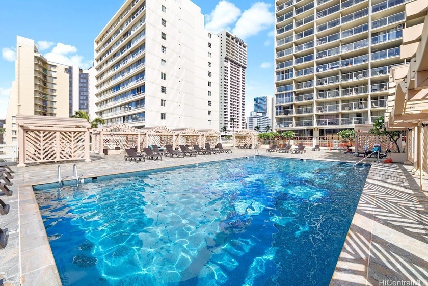 Legally permitted short-term rental condo featuring a brand new - photo 14