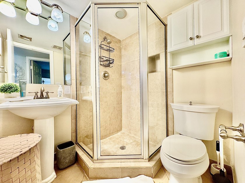 Just Reduced &amp; Priced to Sell! Look No Further...This is The - photo 16
