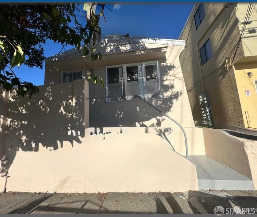 **Get a 2% interest buydown (2-1 buydown) on this home!** - photo 7