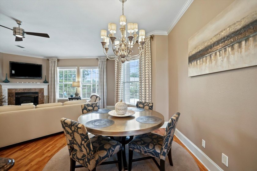 Beautiful pool home located in the desirable gated community of - photo 8