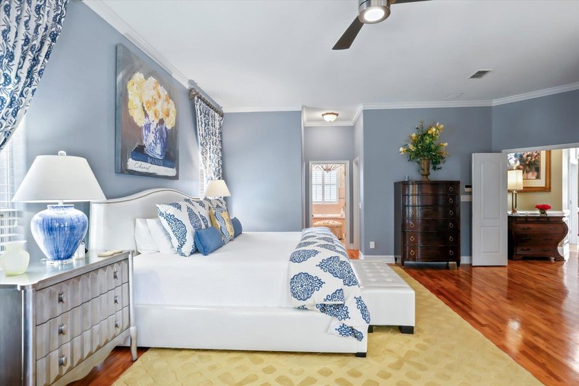 Beautiful pool home located in the desirable gated community of - photo 10