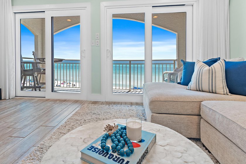 Prominently positioned to showcase the stunning views of - photo 4