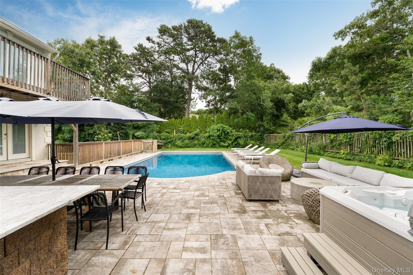 Discover an exceptional offering in the Hamptons-this - photo 49