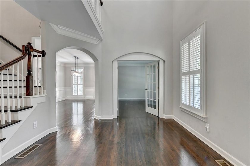 GORGEOUS move-in-ready home, ORIGINAL JOHN WEILAND FLOORPLAN - photo 7