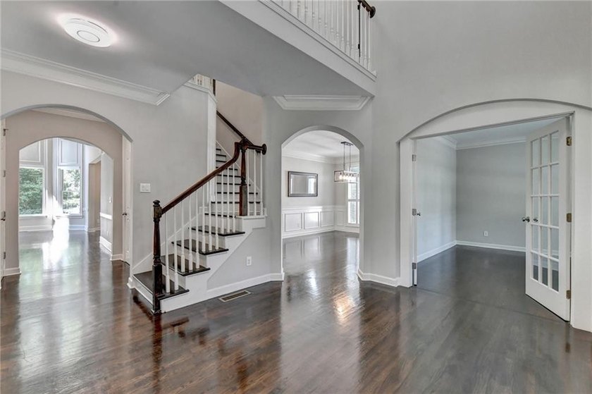 GORGEOUS move-in-ready home, ORIGINAL JOHN WEILAND FLOORPLAN - photo 8